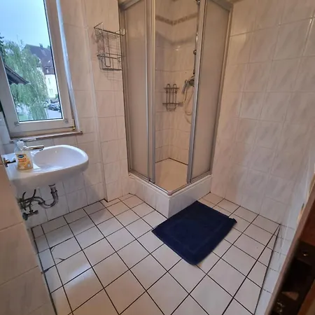 Monteurwohnung Erdgeschoss - Karlsruhe 25min 아파트 비르켄펠트